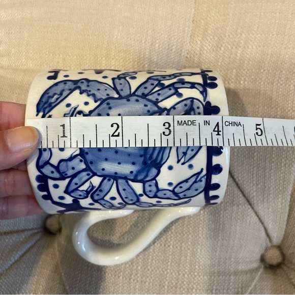 Come Dream With Me by Diane 2001 VTG blue & white Authentic Stoneware Crab mugs - Picture 5 of 6